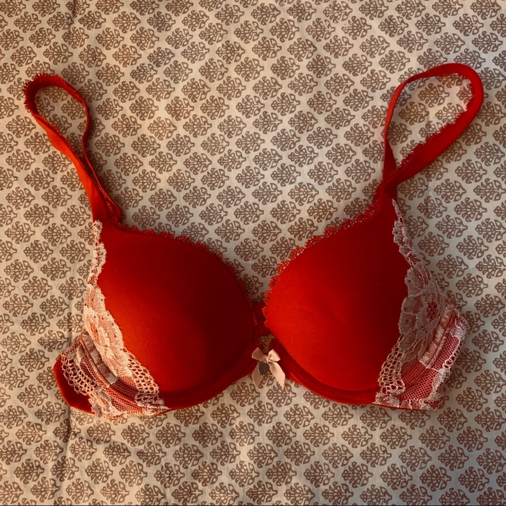 Victoria Secret bra